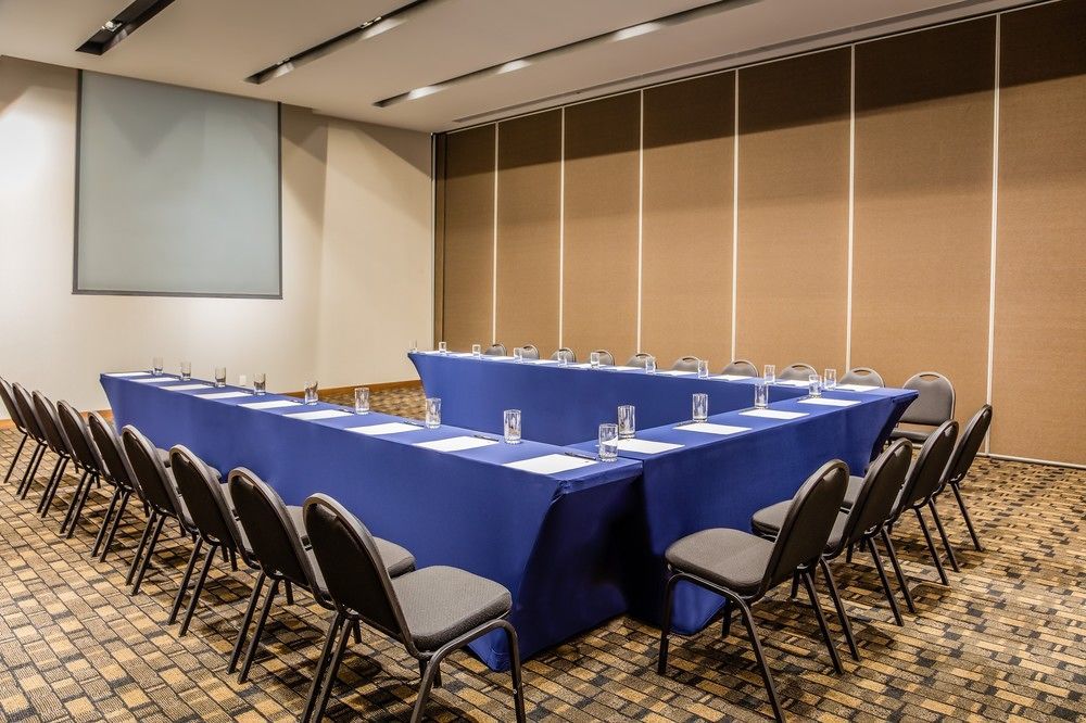 Fiesta Inn 로스모치스 외부 사진