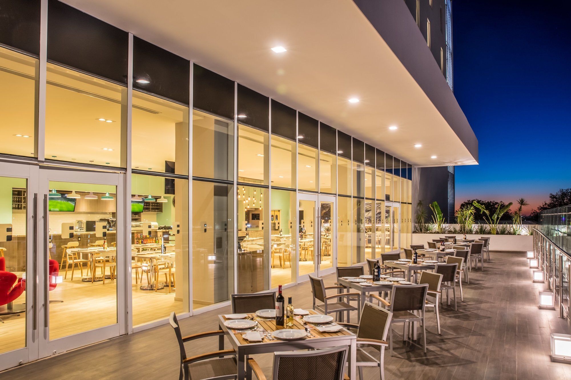 Fiesta Inn 로스모치스 외부 사진