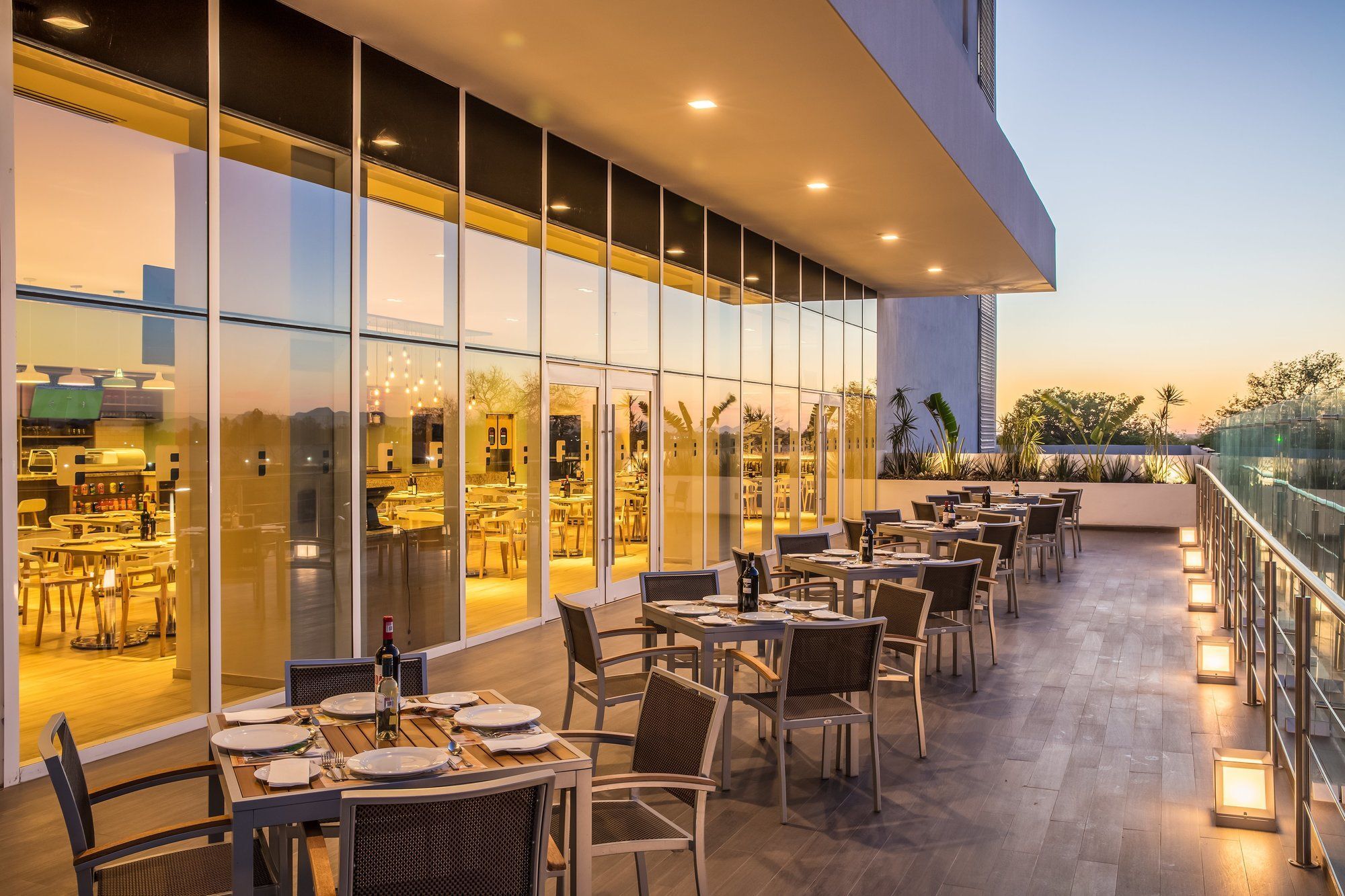 Fiesta Inn 로스모치스 외부 사진